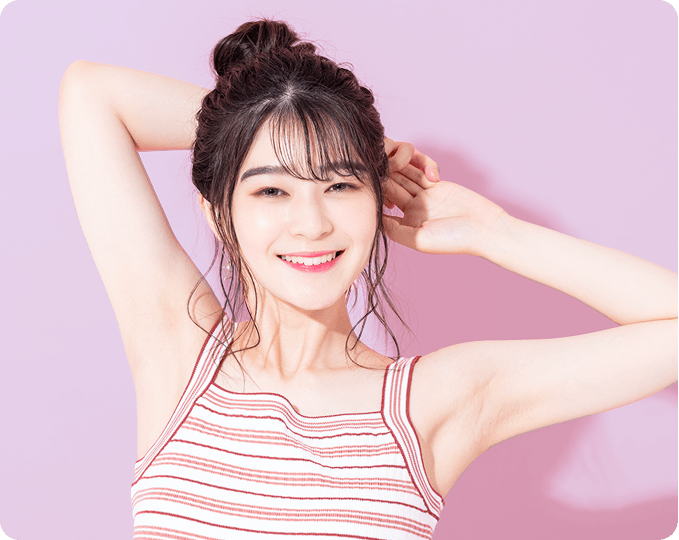 笑顔の女性